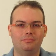 Джонатан Империози