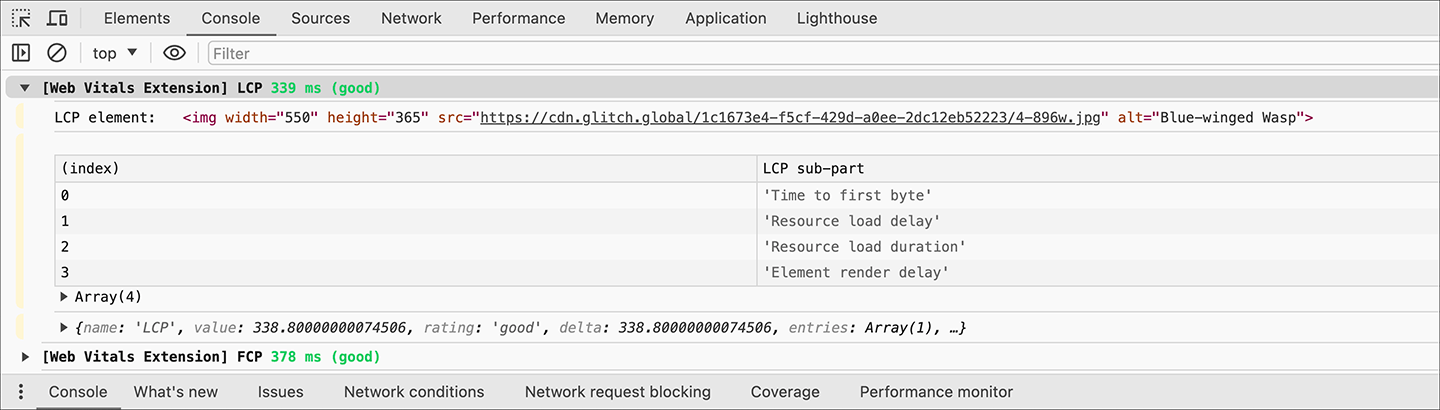 Screenshot der Konsolenprotokollierung der Web Vitals-Erweiterung mit den LCP-Unterabschnitts-Timings