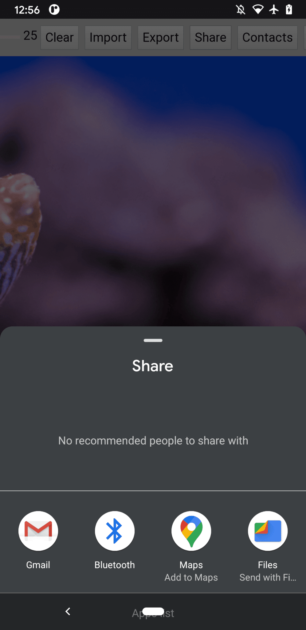 Betriebssystemebene mit verschiedenen Apps, in denen das Bild geteilt werden kann
