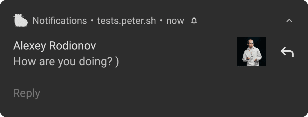 Android 上的通知,含有回覆動作按鈕。