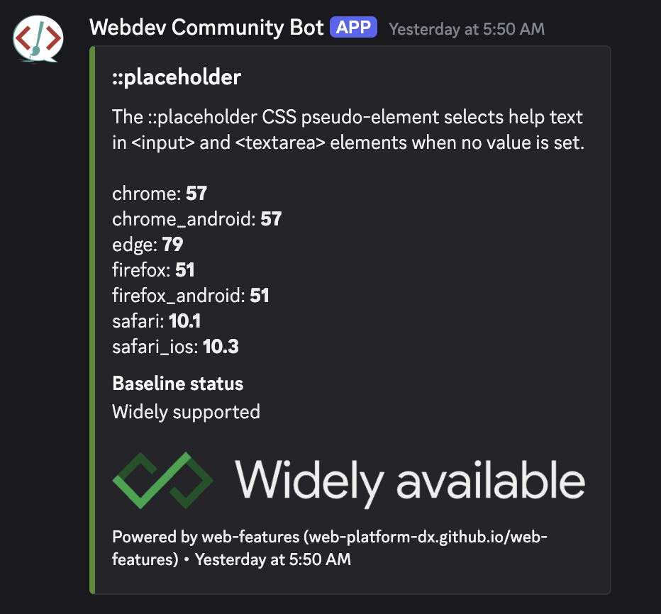 O bot de comparativo de mercado mostrando dados sobre um recurso da Web na comunidade do Discord de desenvolvimento e design da Web.